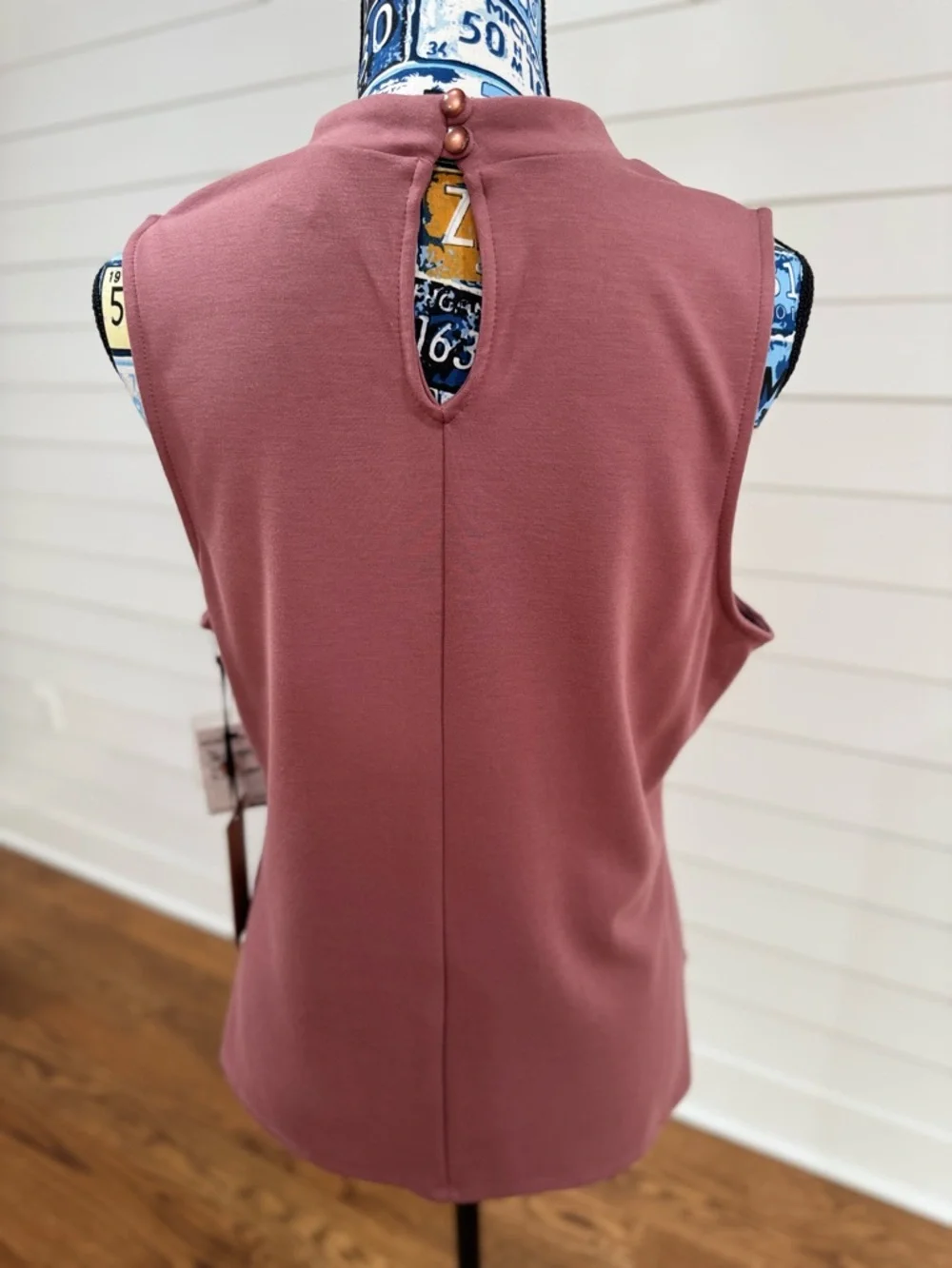 Halogen Sleeveless Keyhole Top - Mauve Pink - Picture 3 of 9